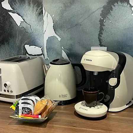 Climatise Avec Balcon Et Parking Prive Tolosa