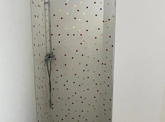 Climatise Avec Balcon Et Parking Prive * Toulouse